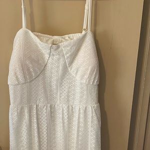 White lace dress